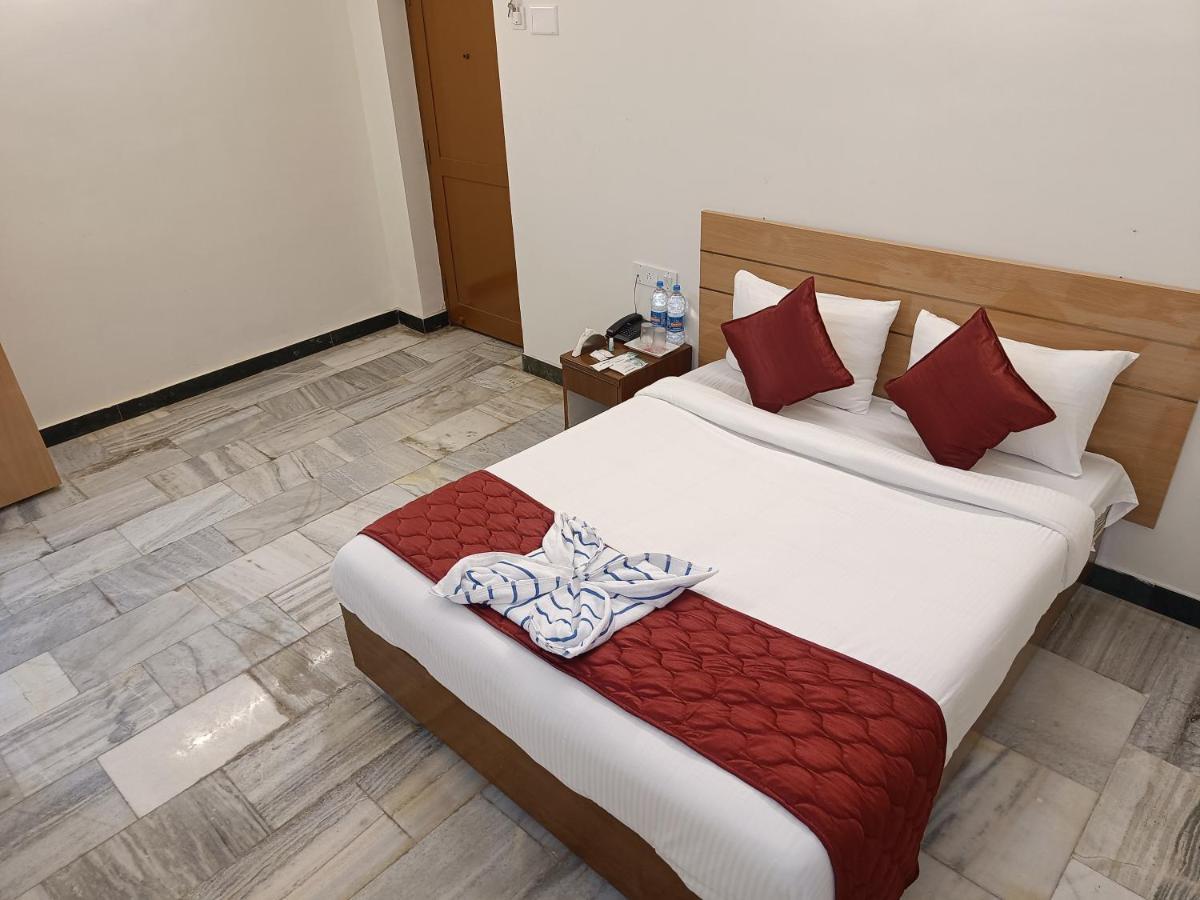 Gt Grande Hotel-Near Us Consulate Ченнаи Экстерьер фото
