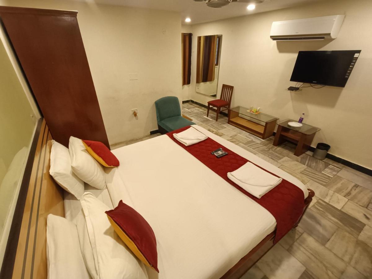 Gt Grande Hotel-Near Us Consulate Ченнаи Экстерьер фото